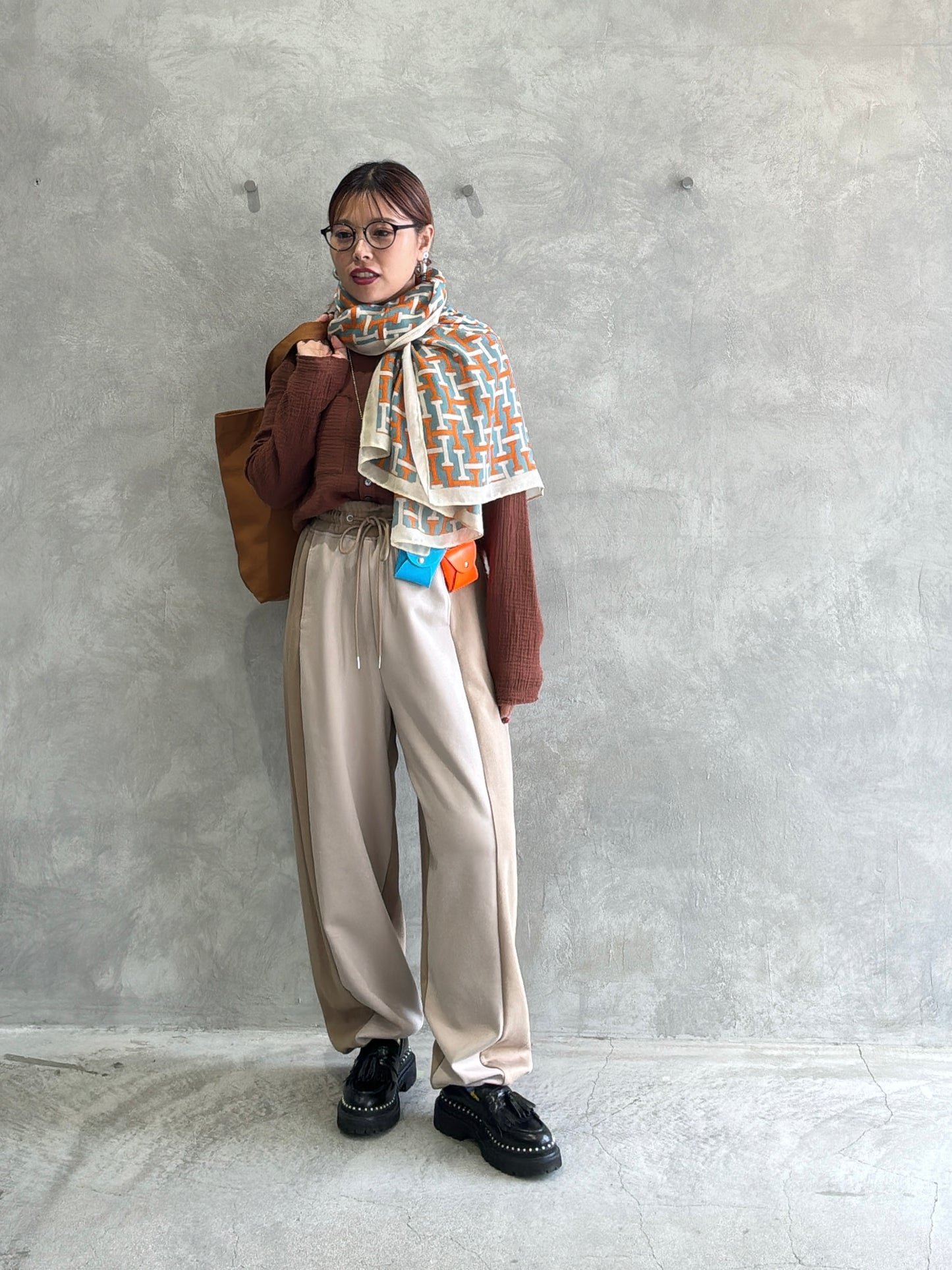 【再入荷】ポンチバイカラーパンツ／palm RICHE