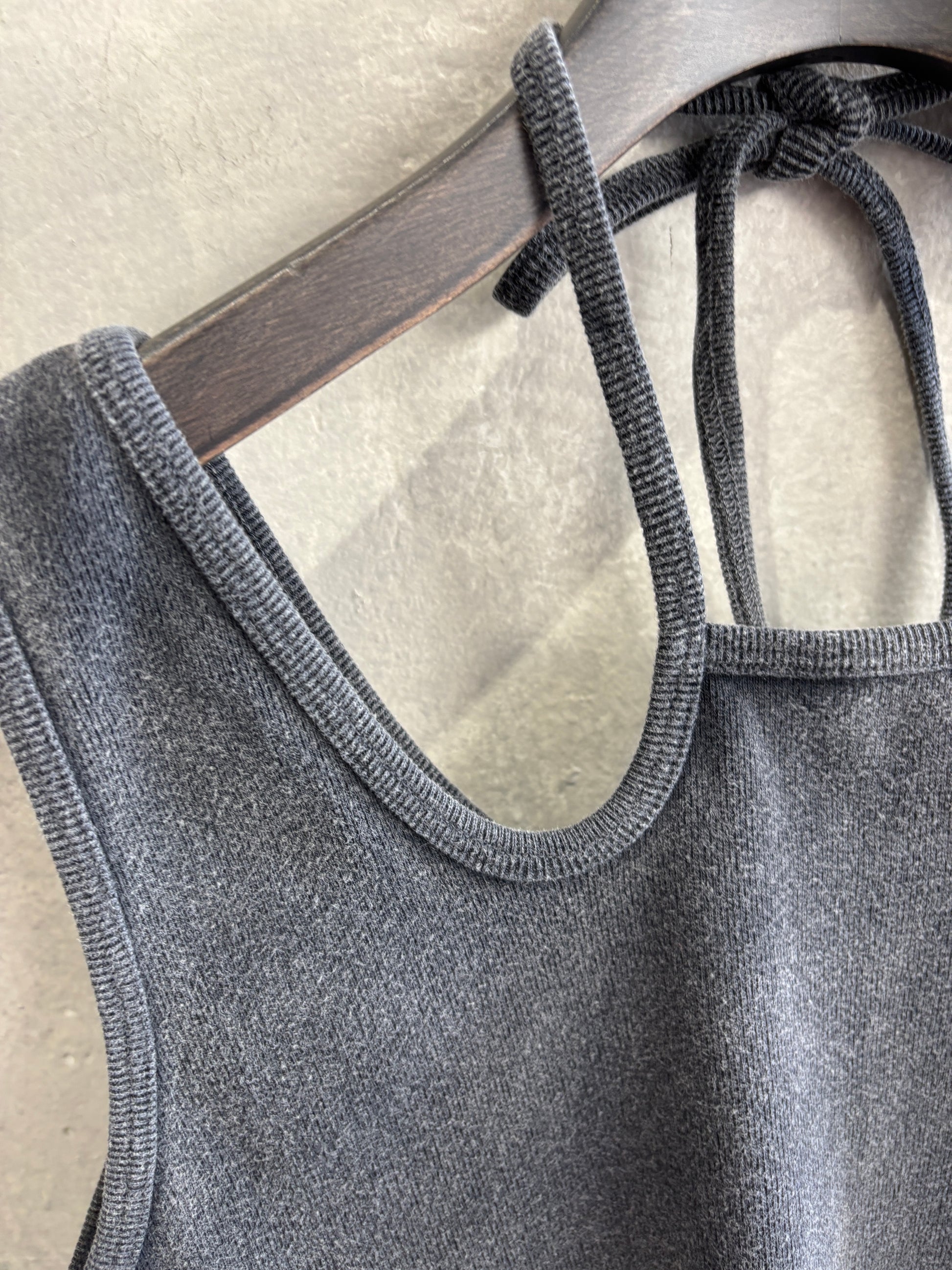 #勝ち確【予約⚡︎販売】ホルターデザインノースリーブ／VERSEAU