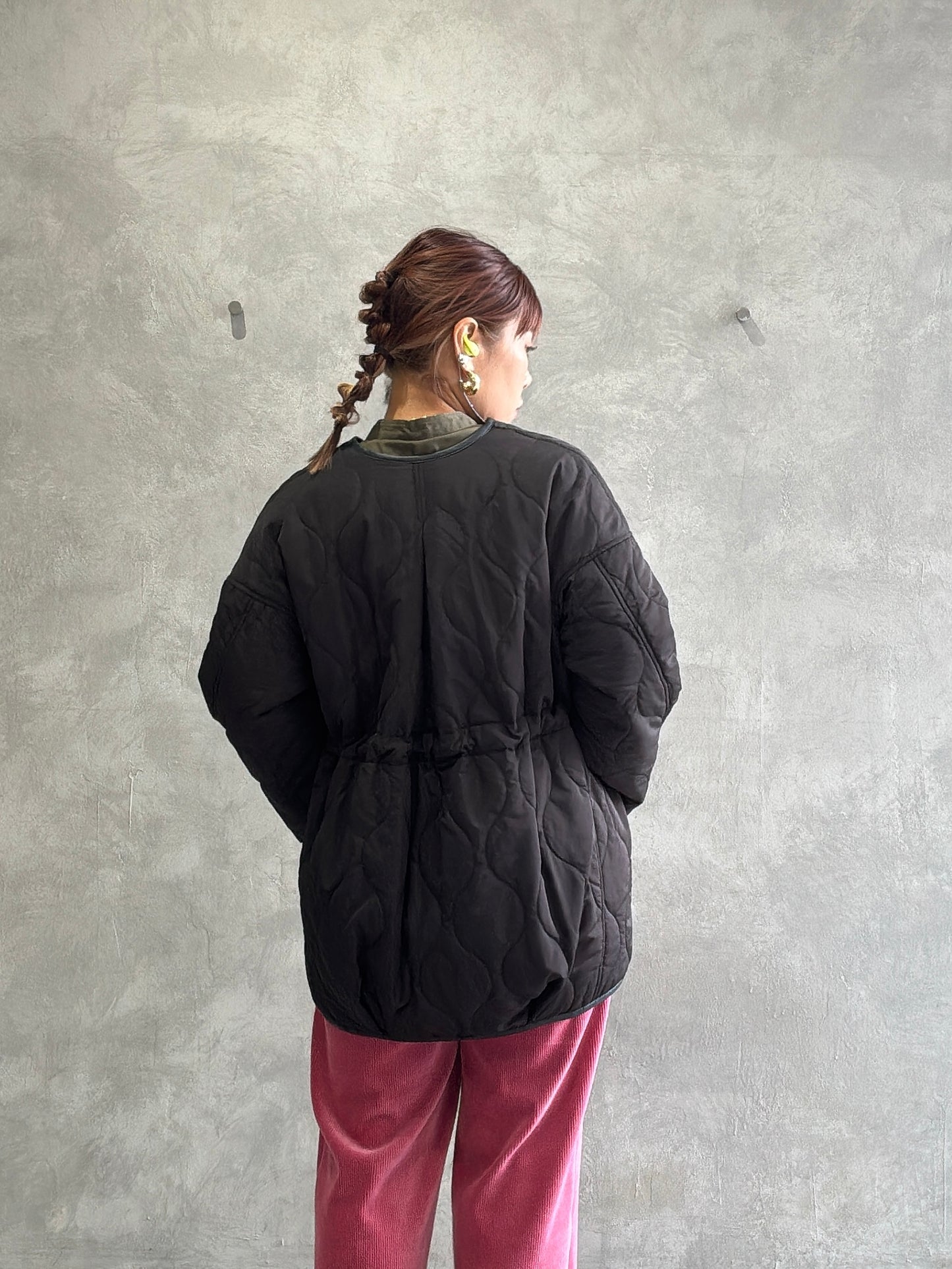 キルティングVネックショートコート／trois