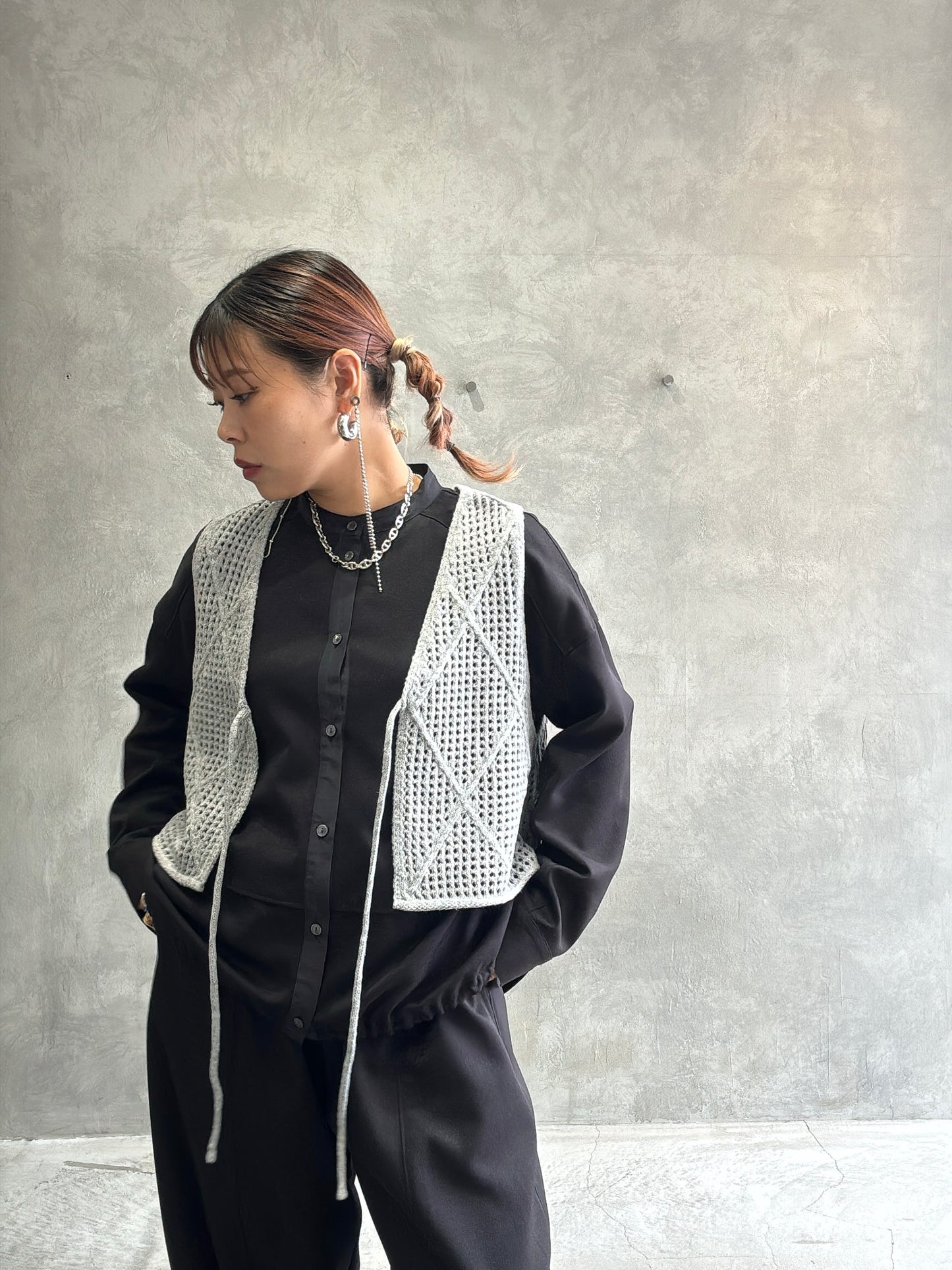 透かしアーガイルニットベスト／CYAN tokyo