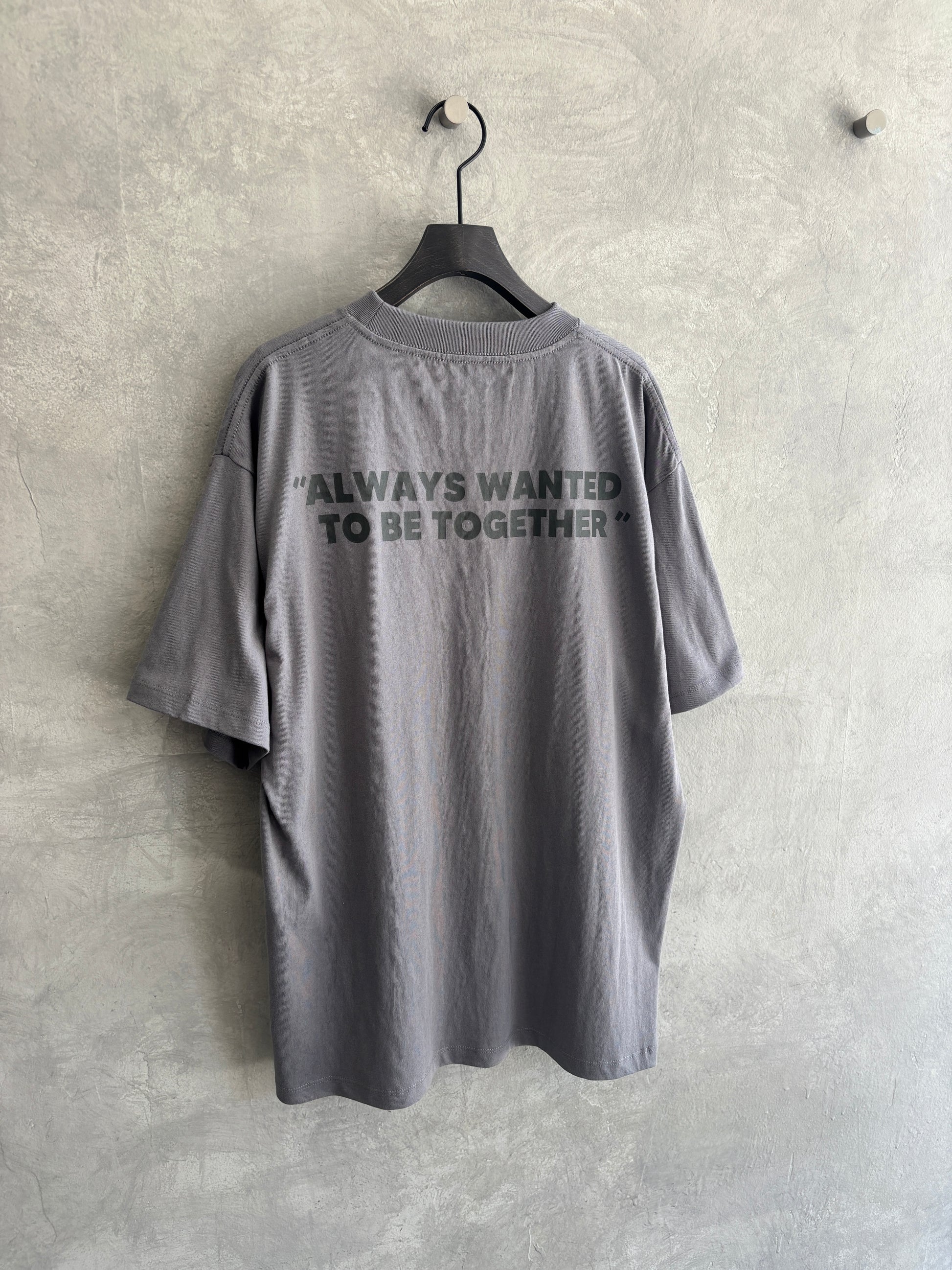 【予約販売】men'sサイズ／"g"フロッキープリントTシャツ／ING