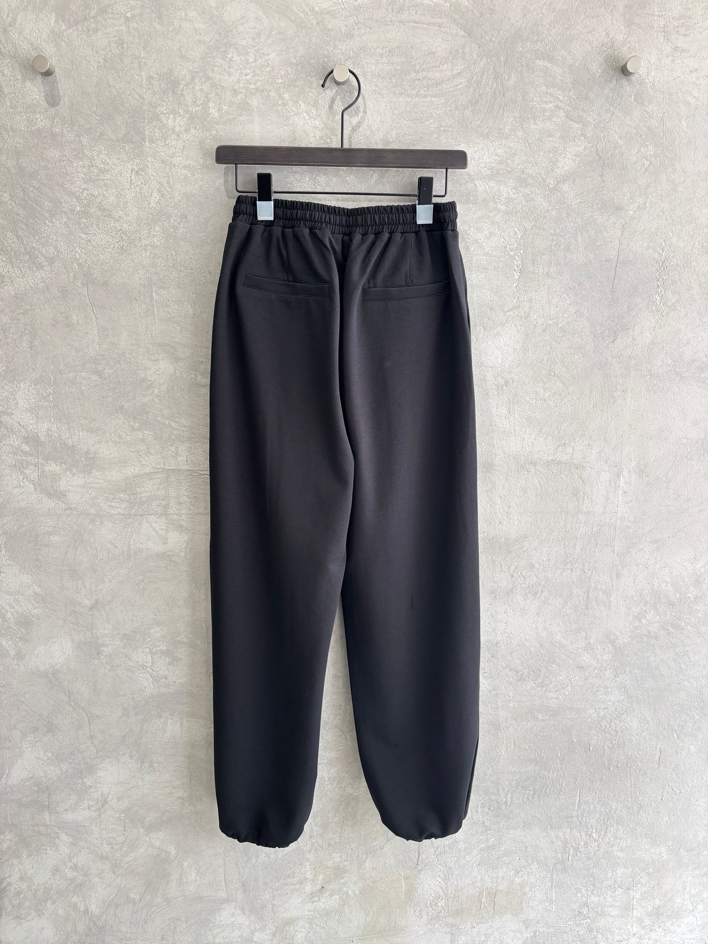 トラックパンツ／Anna Kerry