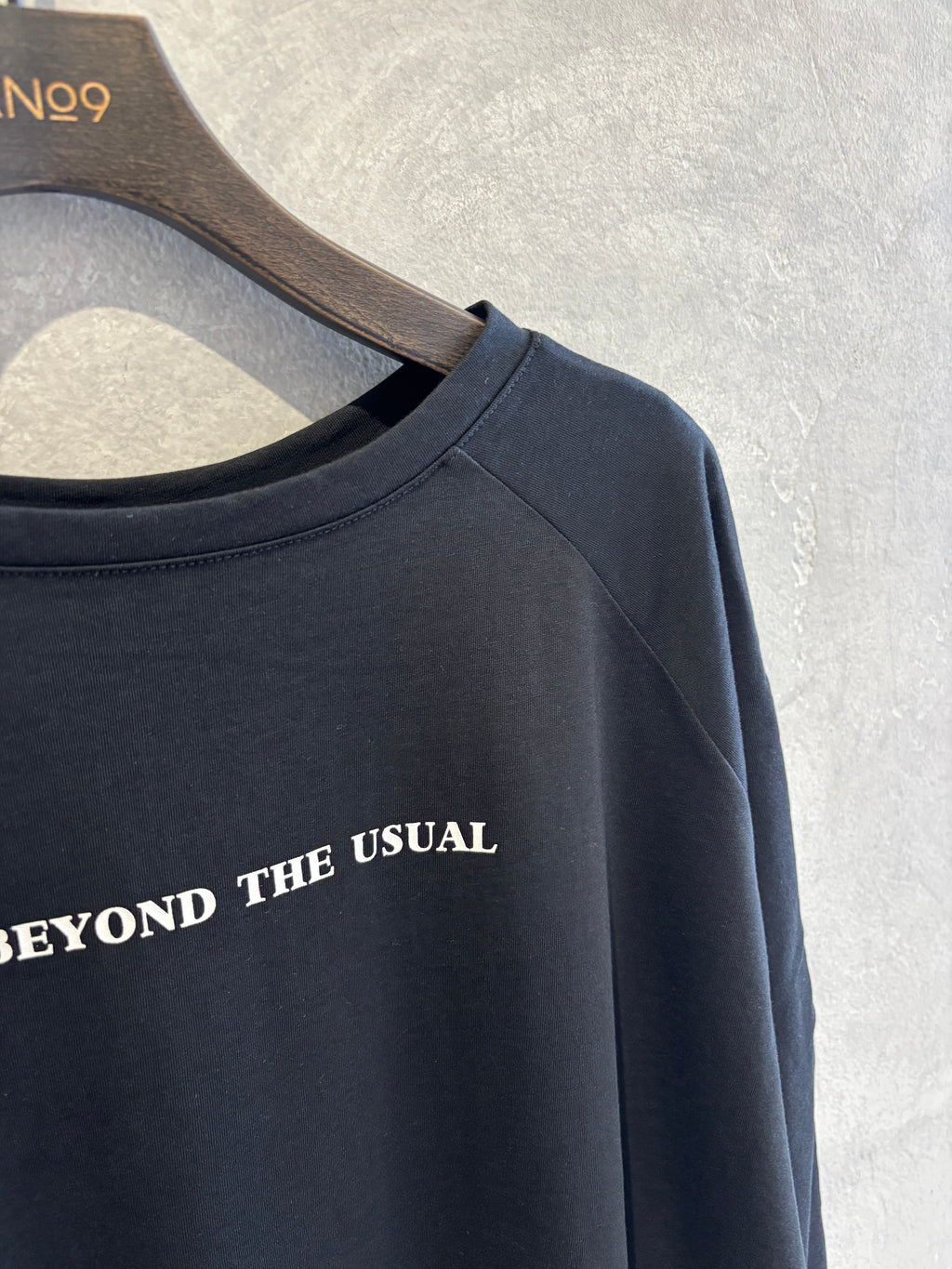 2way（ビル＆ロゴ）プリントカットソー／Dignite collier