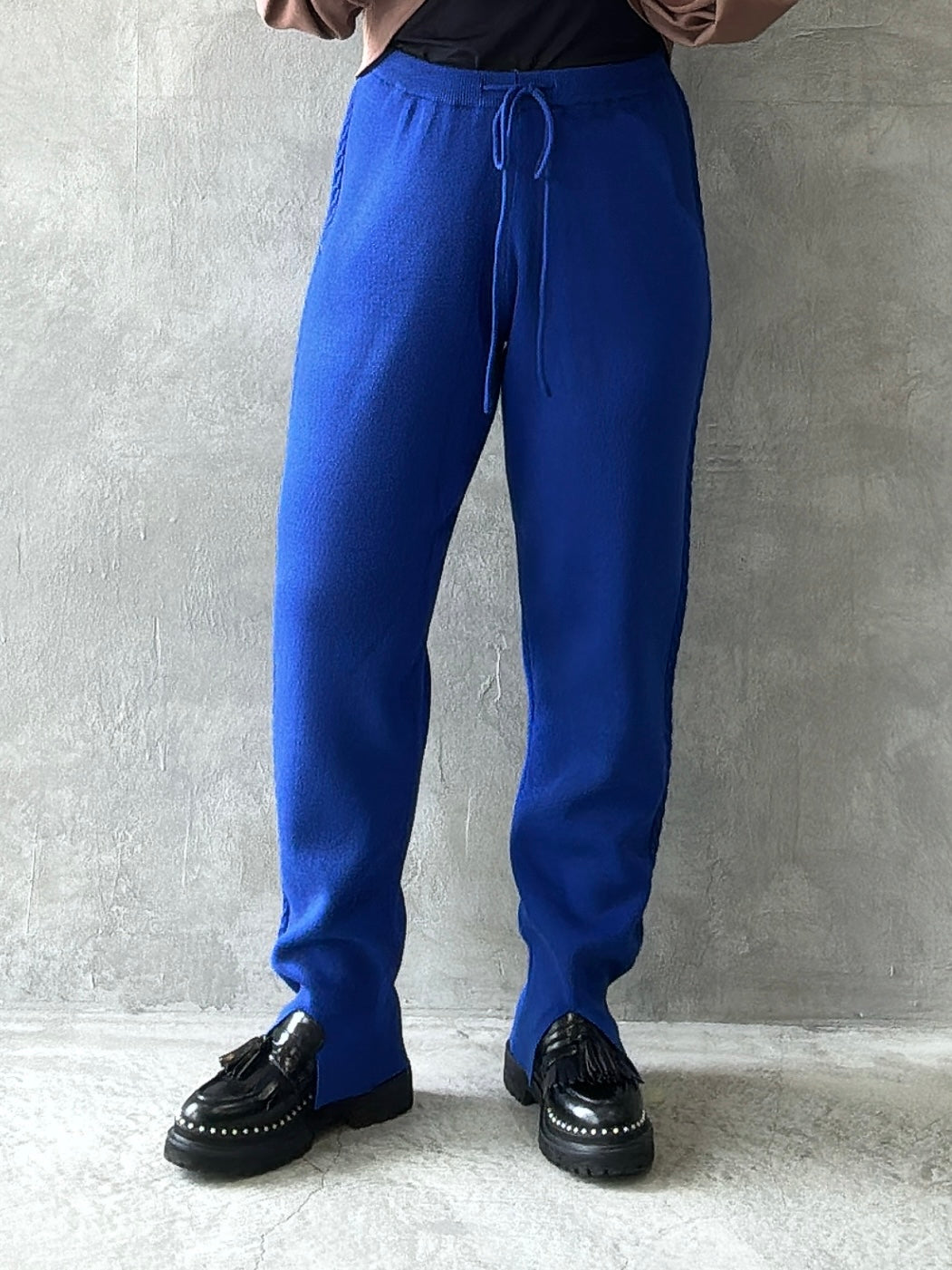 ケーブルラインニットジョガーパンツ／CYAN tokyo