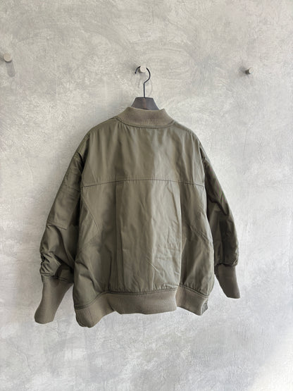 ナイロンツイルポンチョライクMA-1／trois