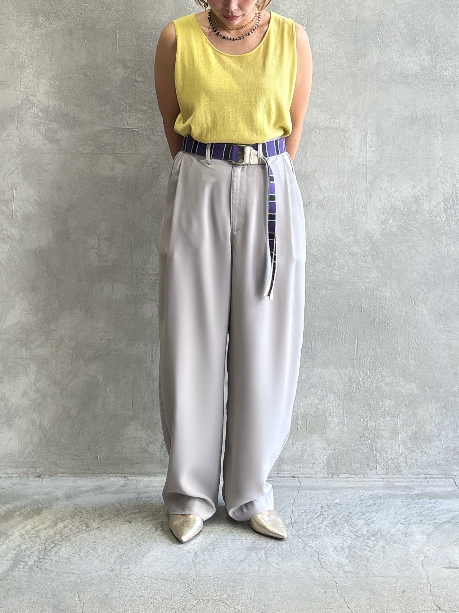 タックバルーンパンツ／ANNA KERRY