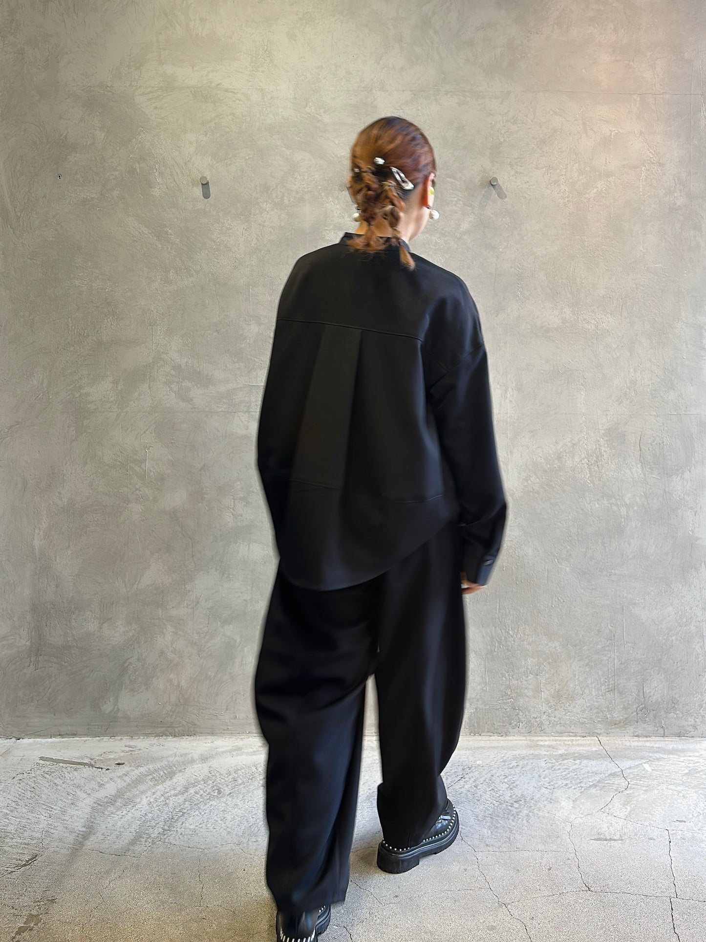 ノーカラードッキングシャツ／trois