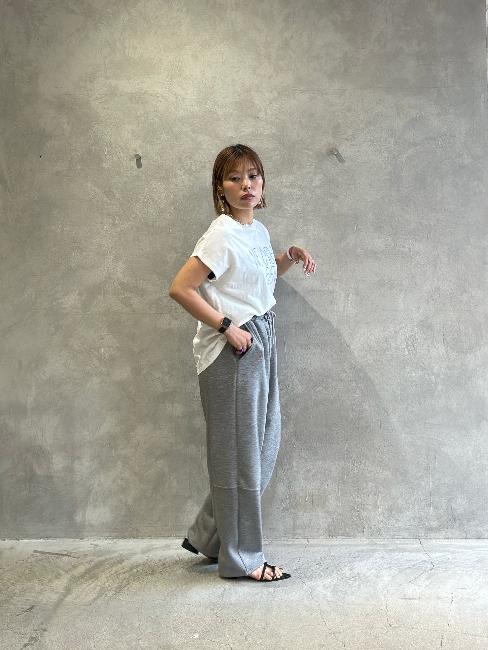 【予約販売】NE LACHE RIENロゴゆるフレンチスラブTシャツ／ING