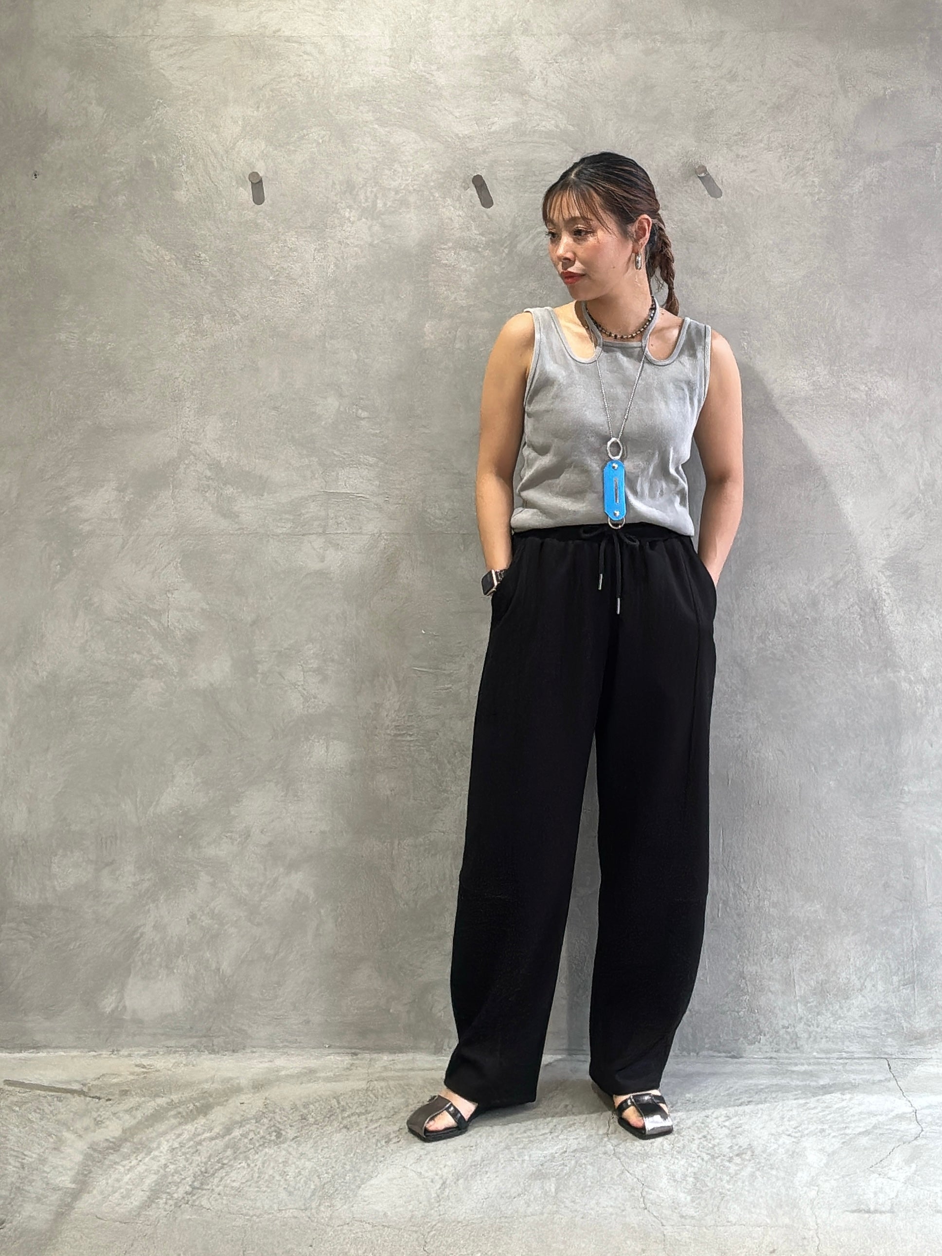 #勝ち確【予約⚡︎販売】ホルターデザインノースリーブ／VERSEAU