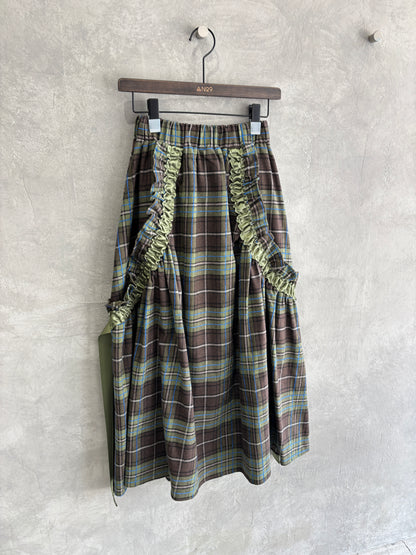 タータンチェックスカート／MIA ASTERISM