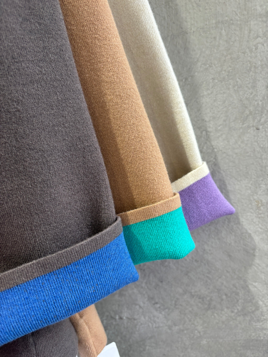 もちもちニットのバイカラーコートカーディガン