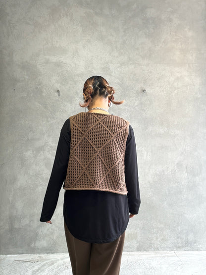 透かしアーガイルニットベスト／CYAN tokyo