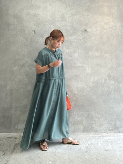 バンドカラーワンピ／Anna Kerry／MNMS