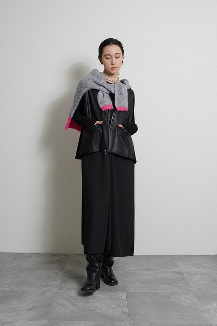 【予約⚡︎販売】ヴィーガンレザーフレアベスト／604515／CYAN tokyo／2026 AW#1