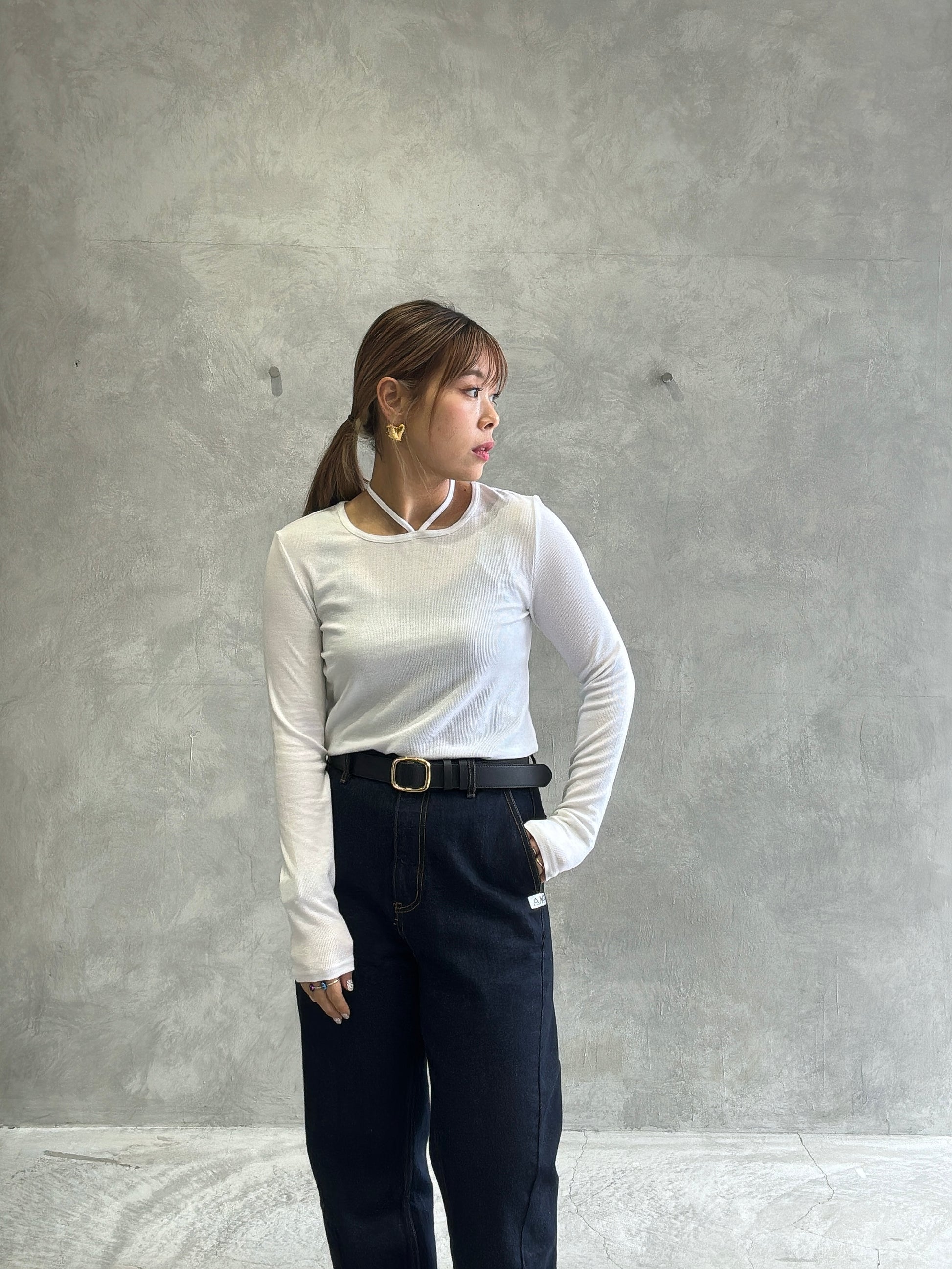 ホルターネックプルオーバー／Dignite collier