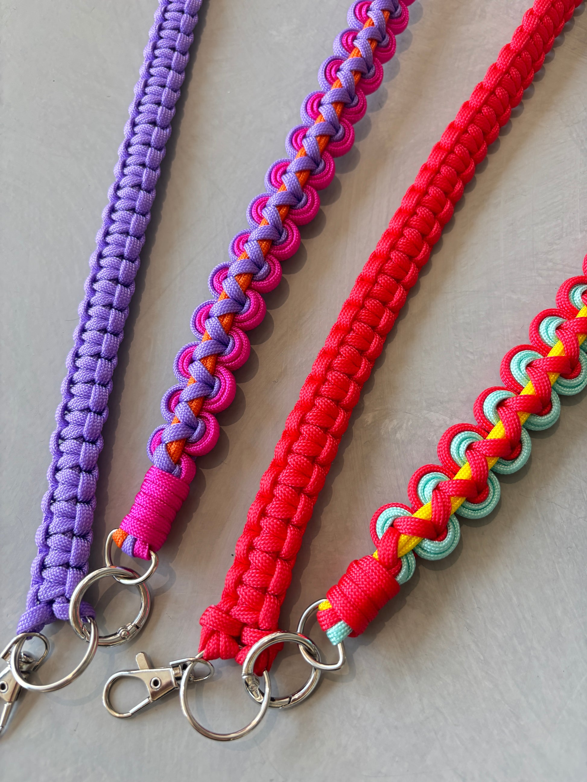 ⭐︎コラボ【予約販売】3wayパラコードスマホショルダー／ホイップウェーブ／受注生産