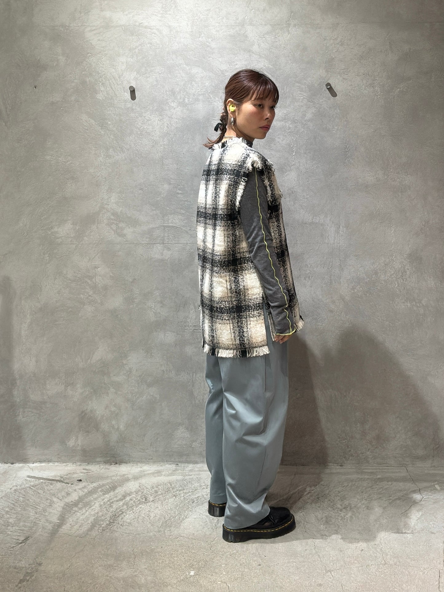 ANNA KERRY カーブパンツ