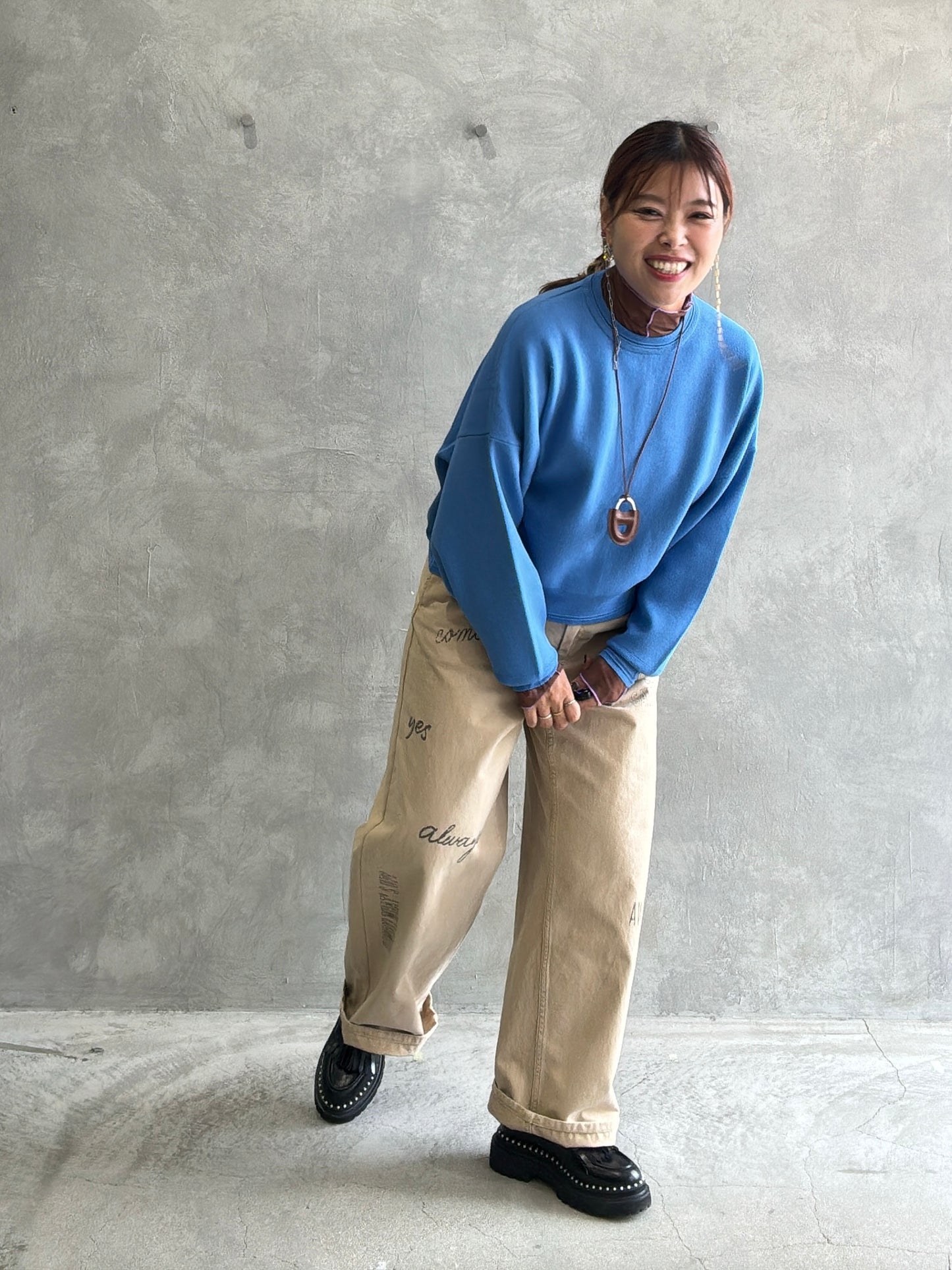 ショート丈ドルマンライクプルオーバーニット／LE MÉLANGE