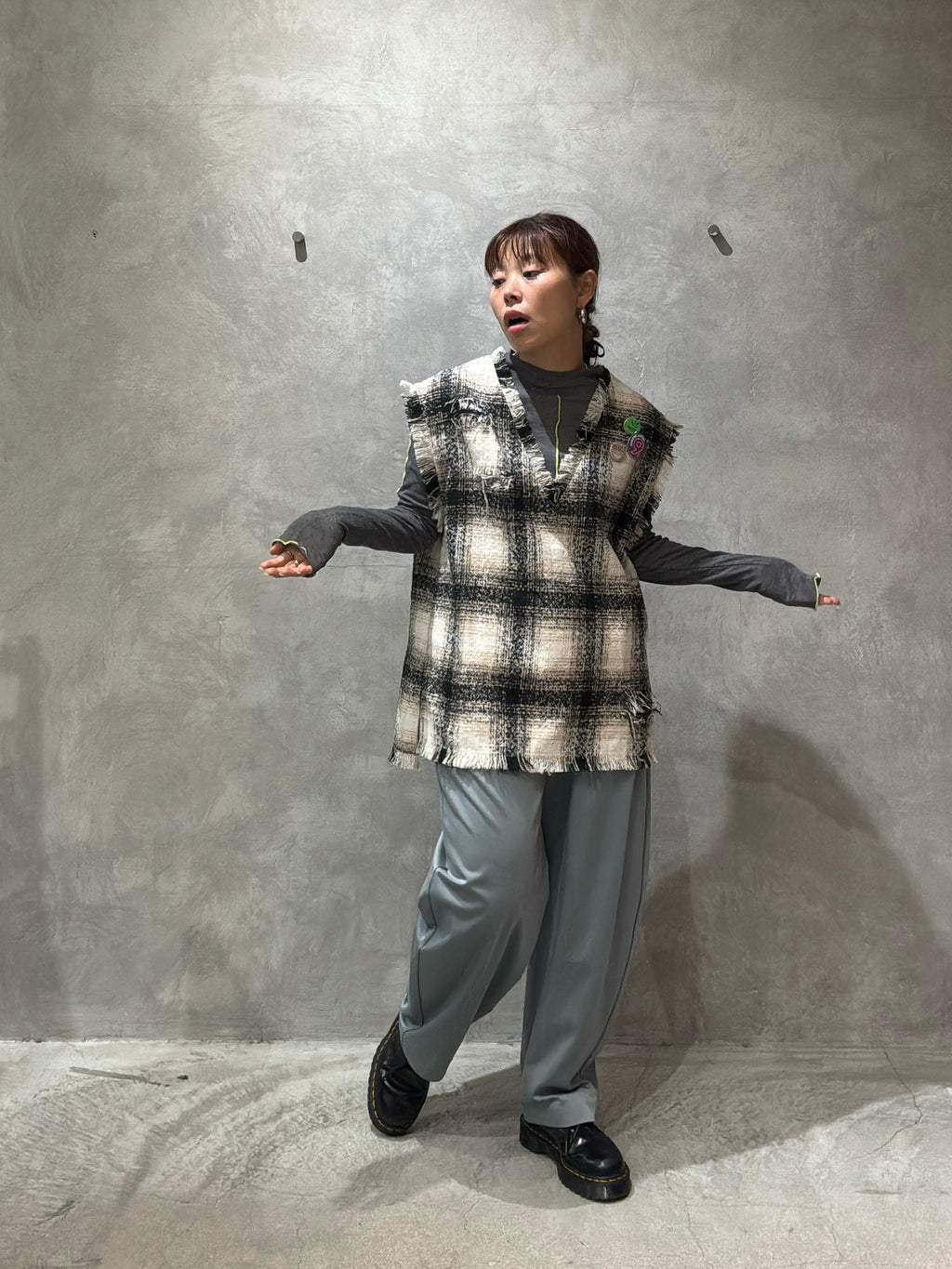 ANNA KERRY カーブパンツ