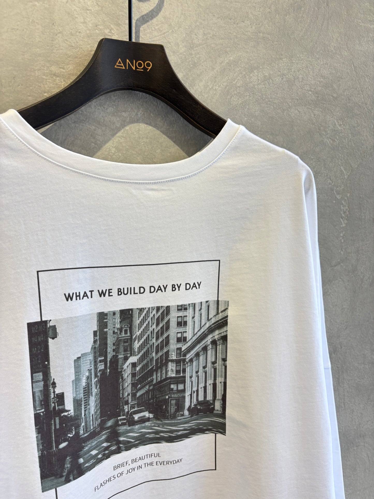 2way（ビル＆ロゴ）プリントカットソー／Dignite collier