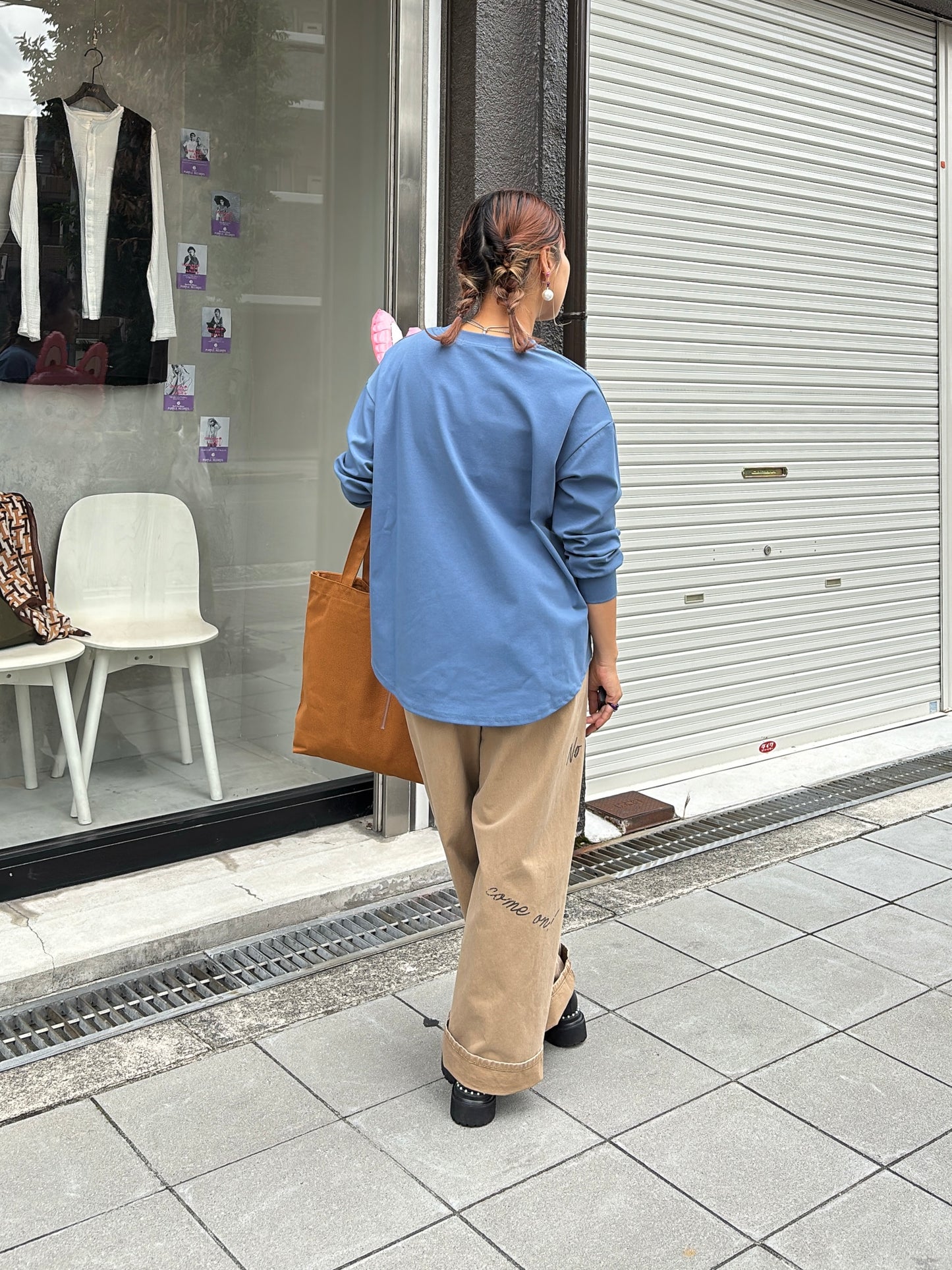 刺繍ロゴカットソー／Anna Kerry