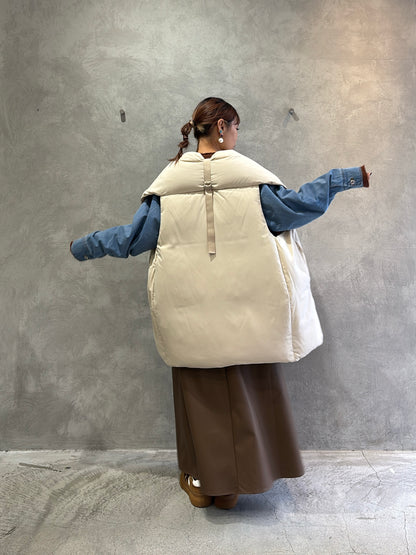 ストールライクダウンベスト／CYAN TOKYO