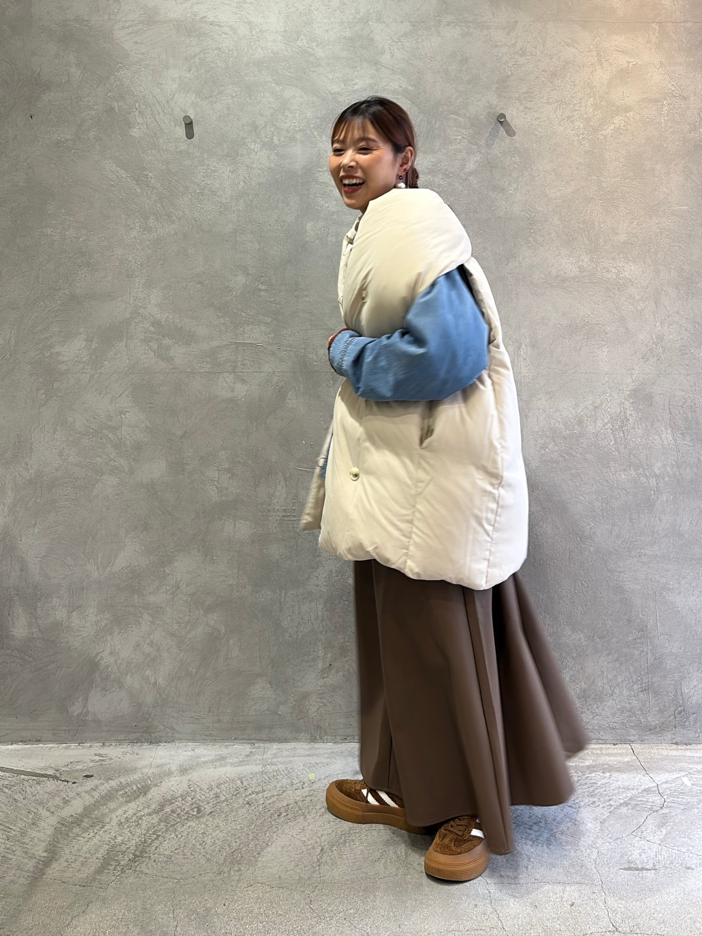 ストールライクダウンベスト／CYAN TOKYO