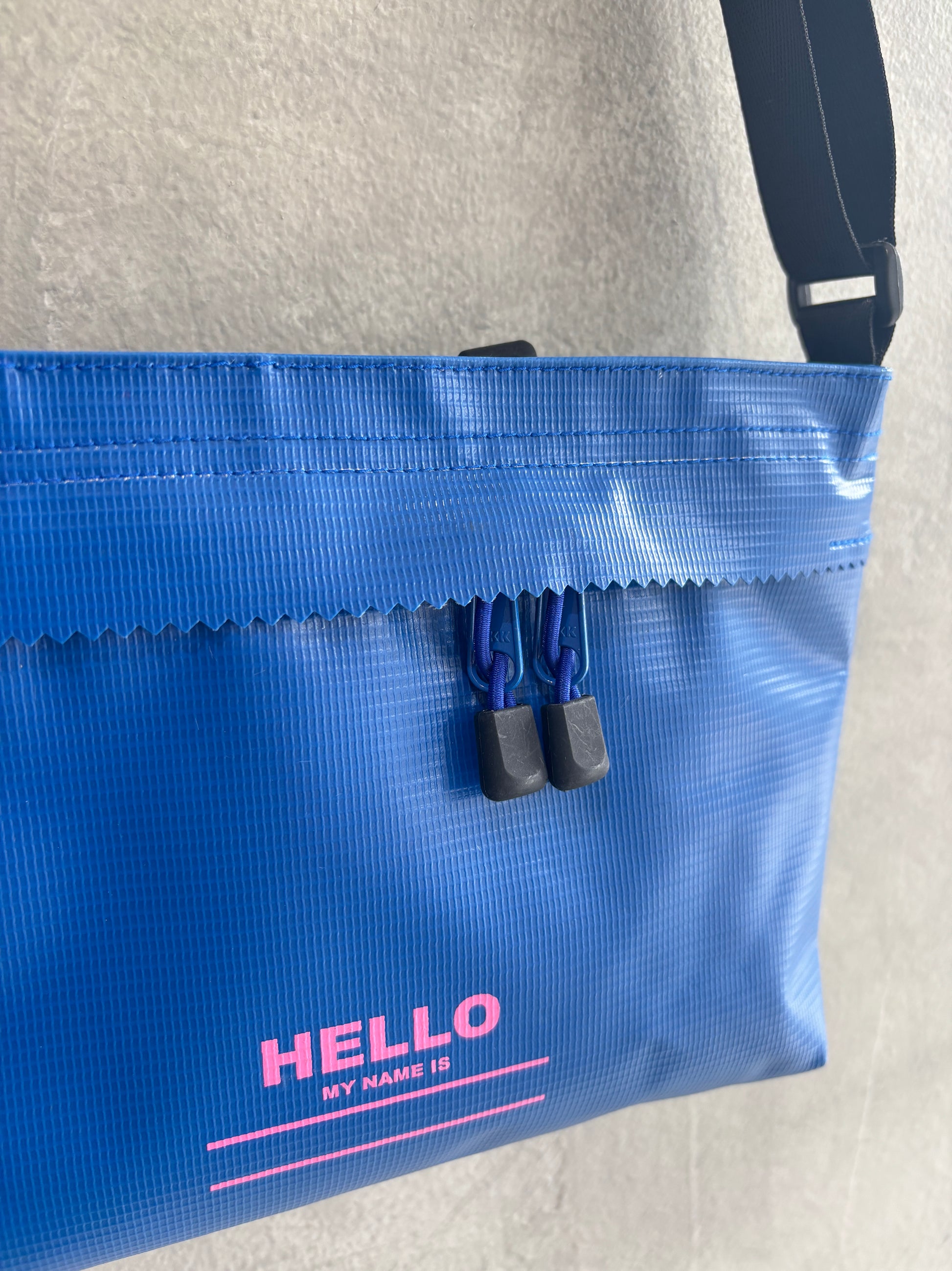 【予約販売】メッセンジャーバッグ／HALF1/2