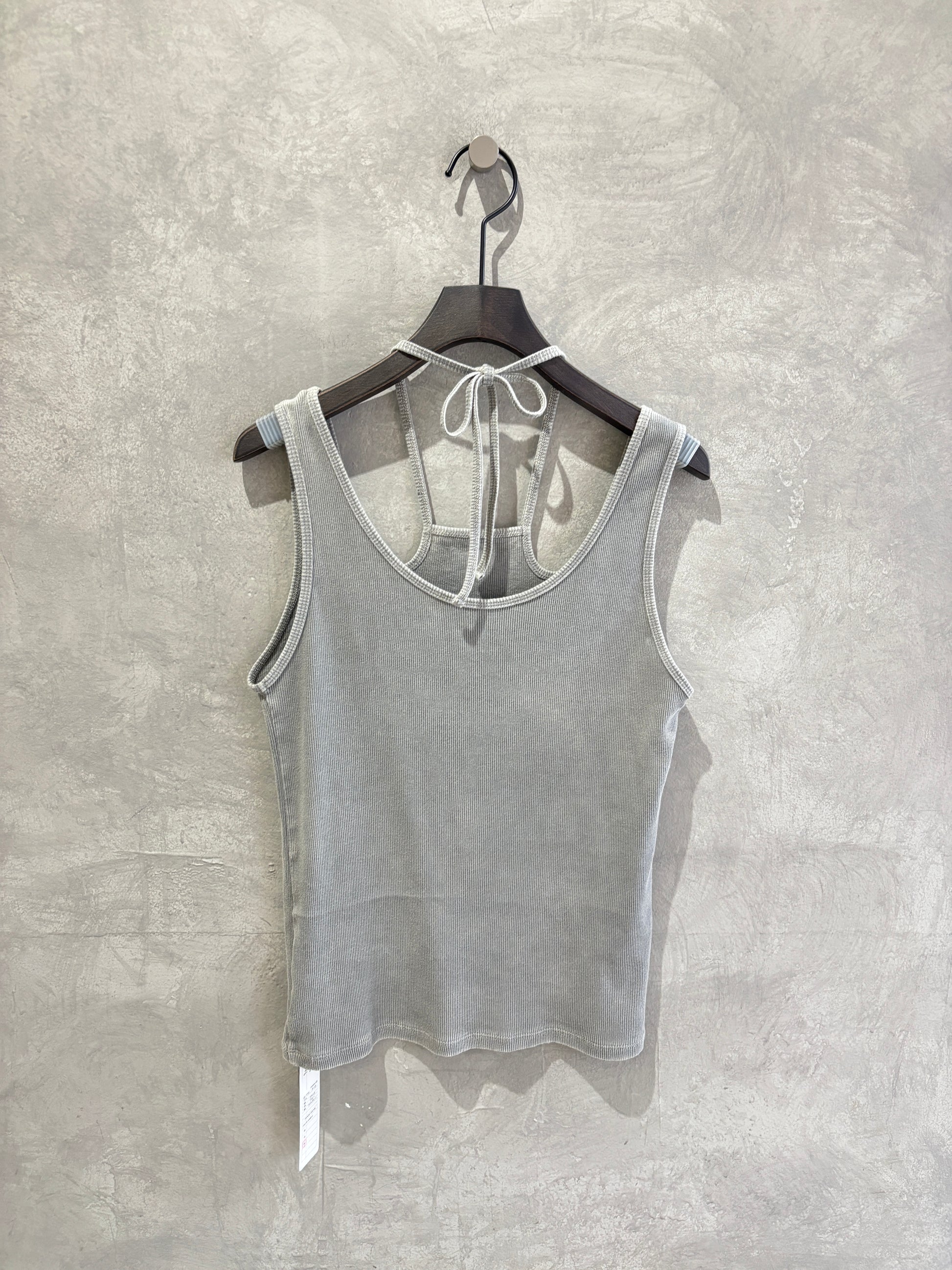 #勝ち確【予約⚡︎販売】ホルターデザインノースリーブ／VERSEAU