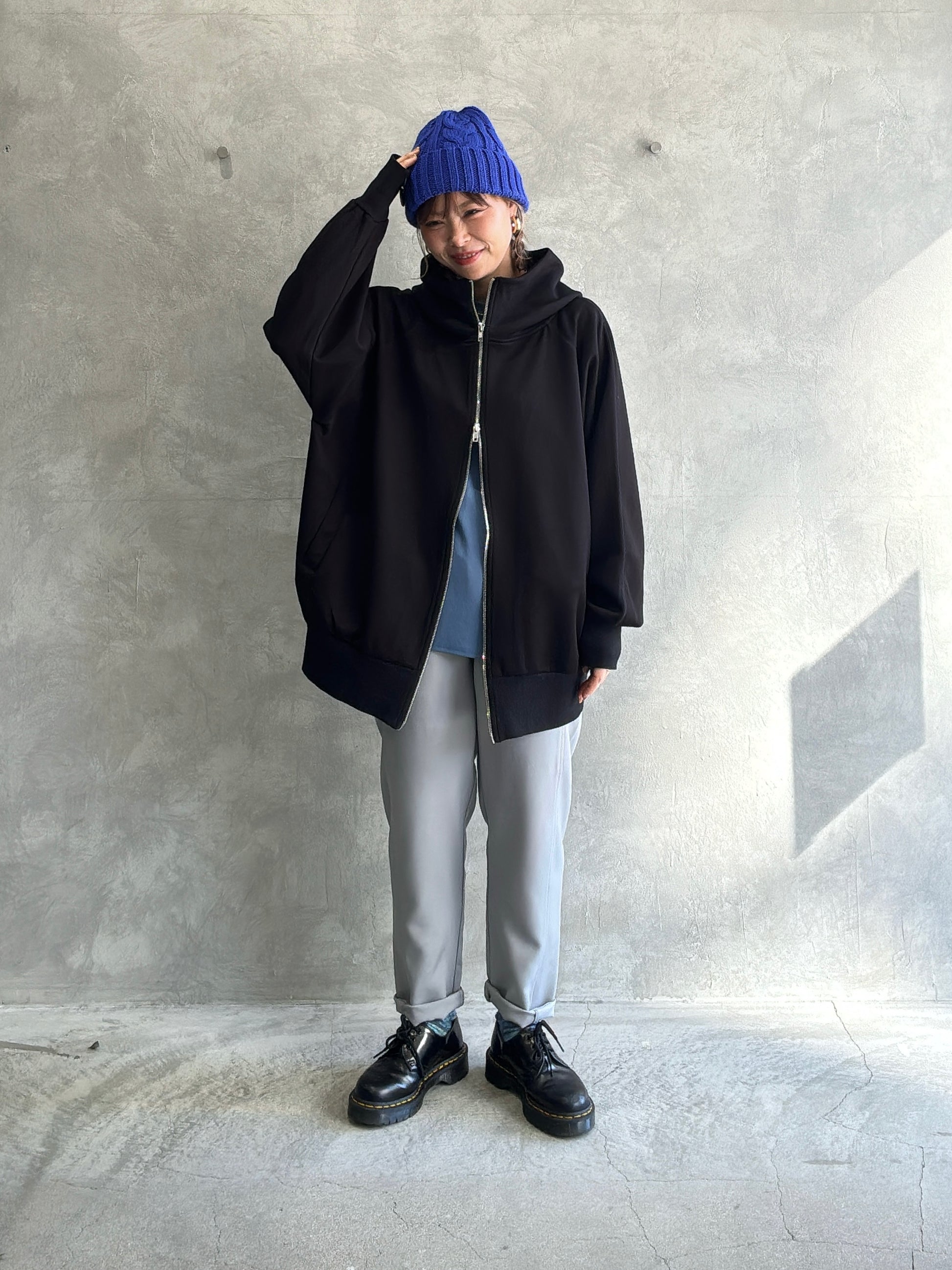 ジップアップロングパーカー