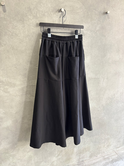 ラウンドヨークガウチョパンツ／CYAN tokyo