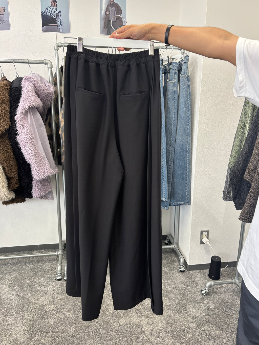 【予約⚡︎販売】エンドタックワイドパンツ／607527／CYAN tokyo／2026 AW#2