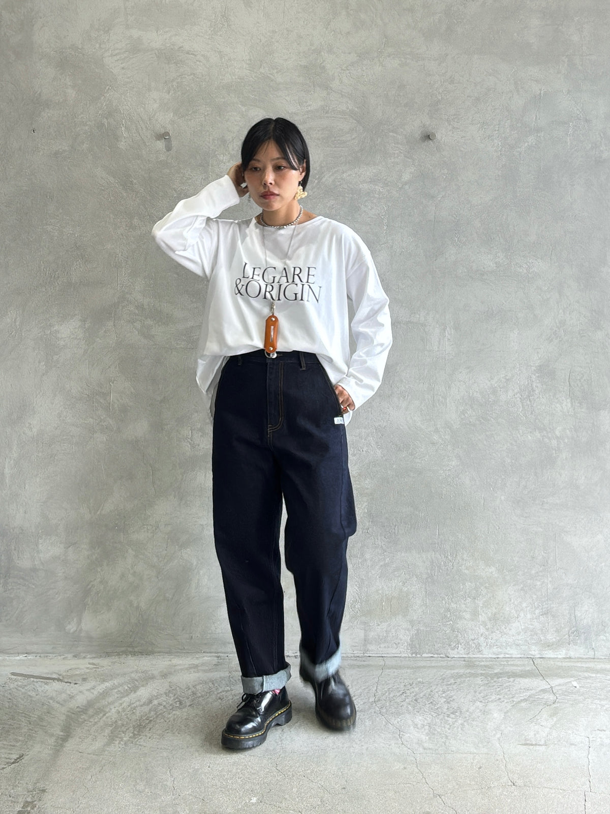 ロゴプリントロンT／Anna Kerry