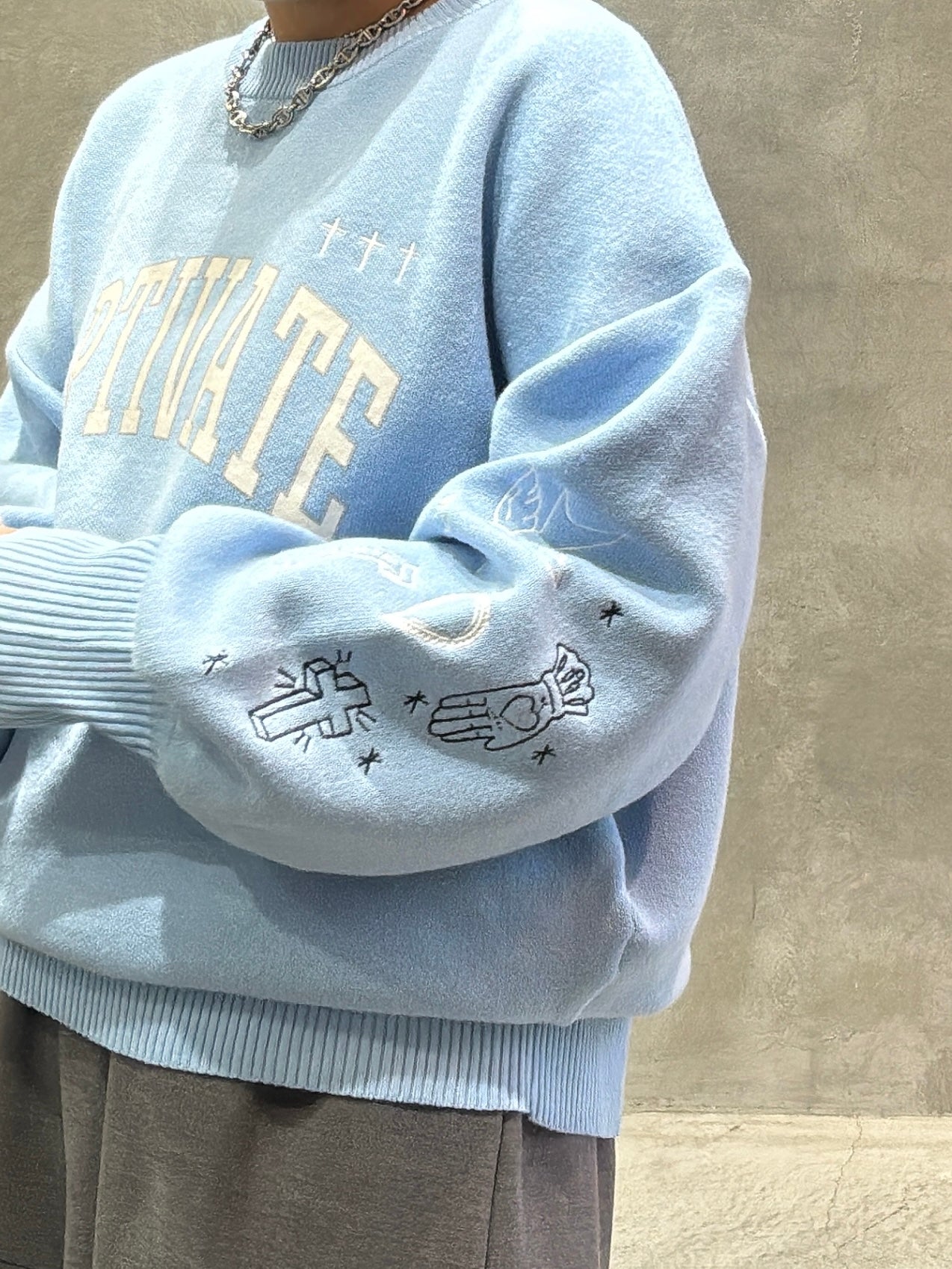 スウェットライク刺繍ニット／palm RICHE