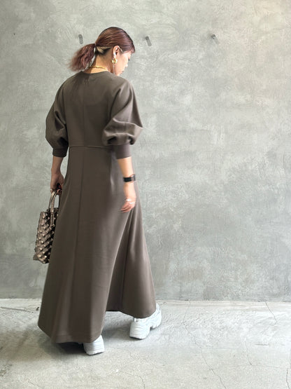 【再入荷】ドルマン切替ワンピース／Dignite collier