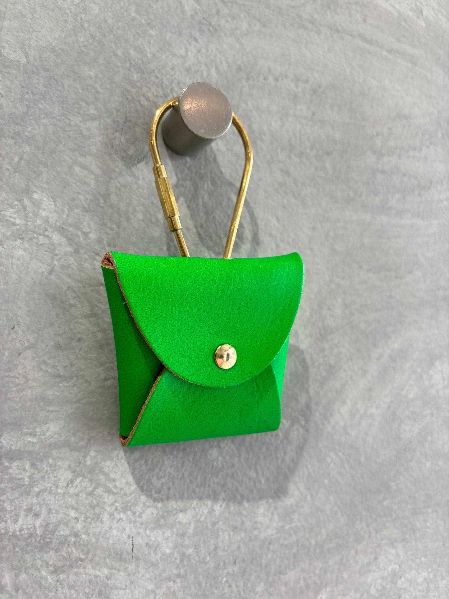 レザーminiマルチケース／OS250933