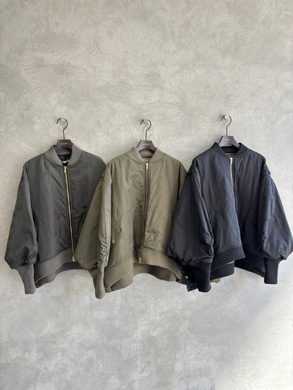 ナイロンツイルポンチョライクMA-1／trois