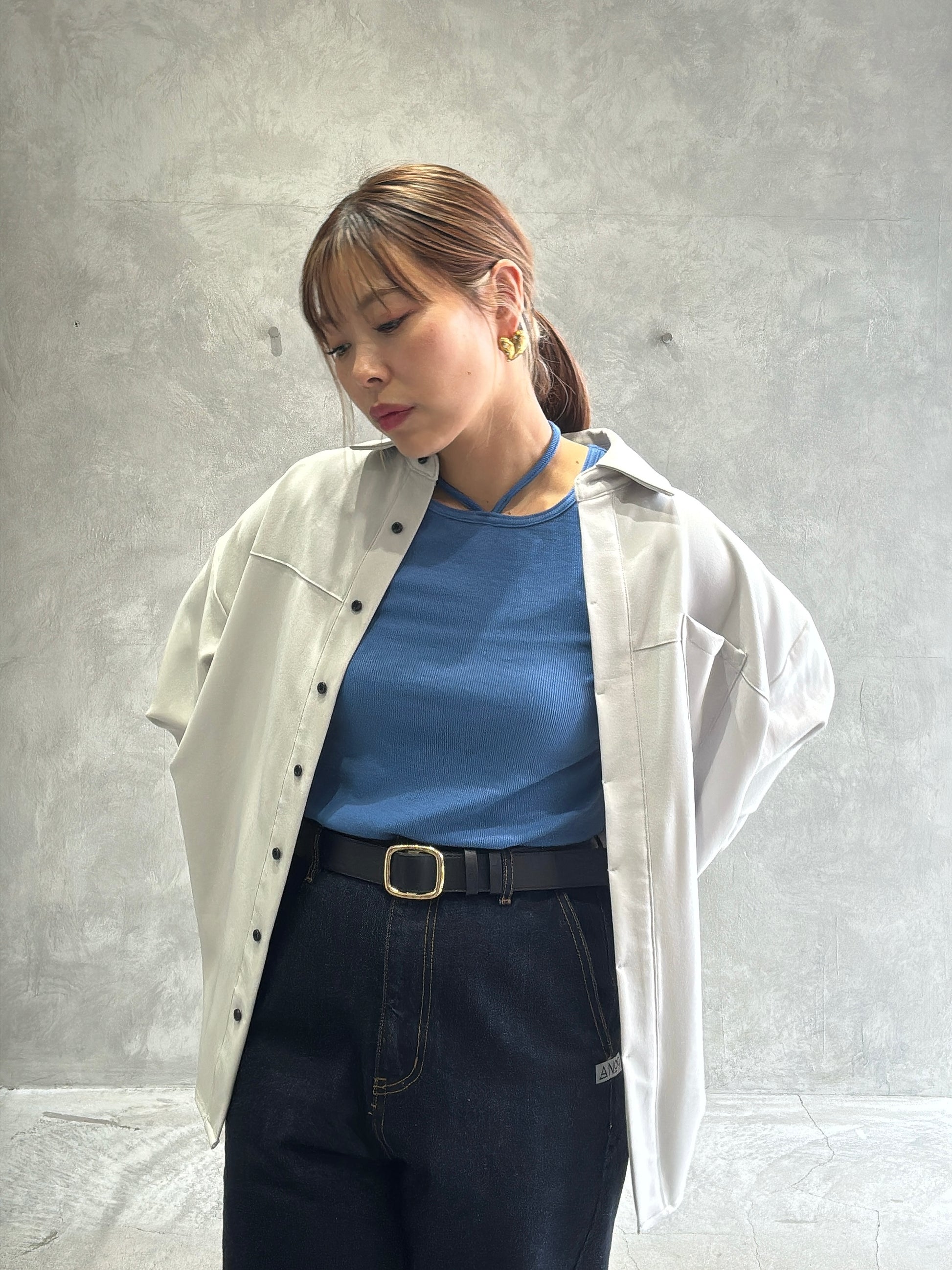 ホルターネックプルオーバー／Dignite collier