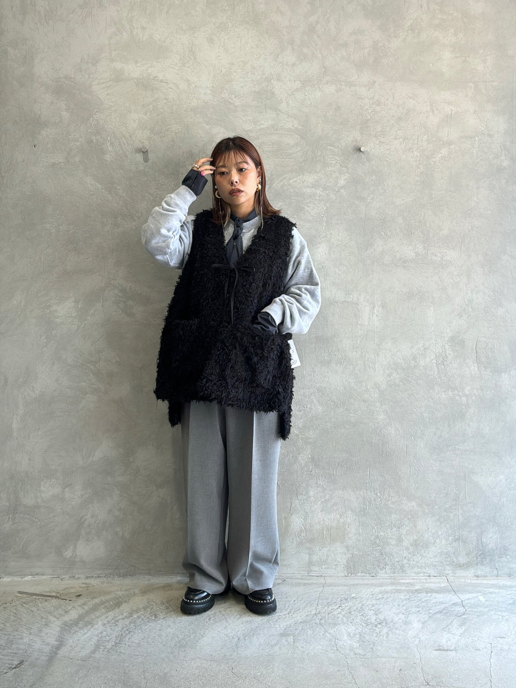 バックオーバーカーリーファーベスト／CYAN TOKYO