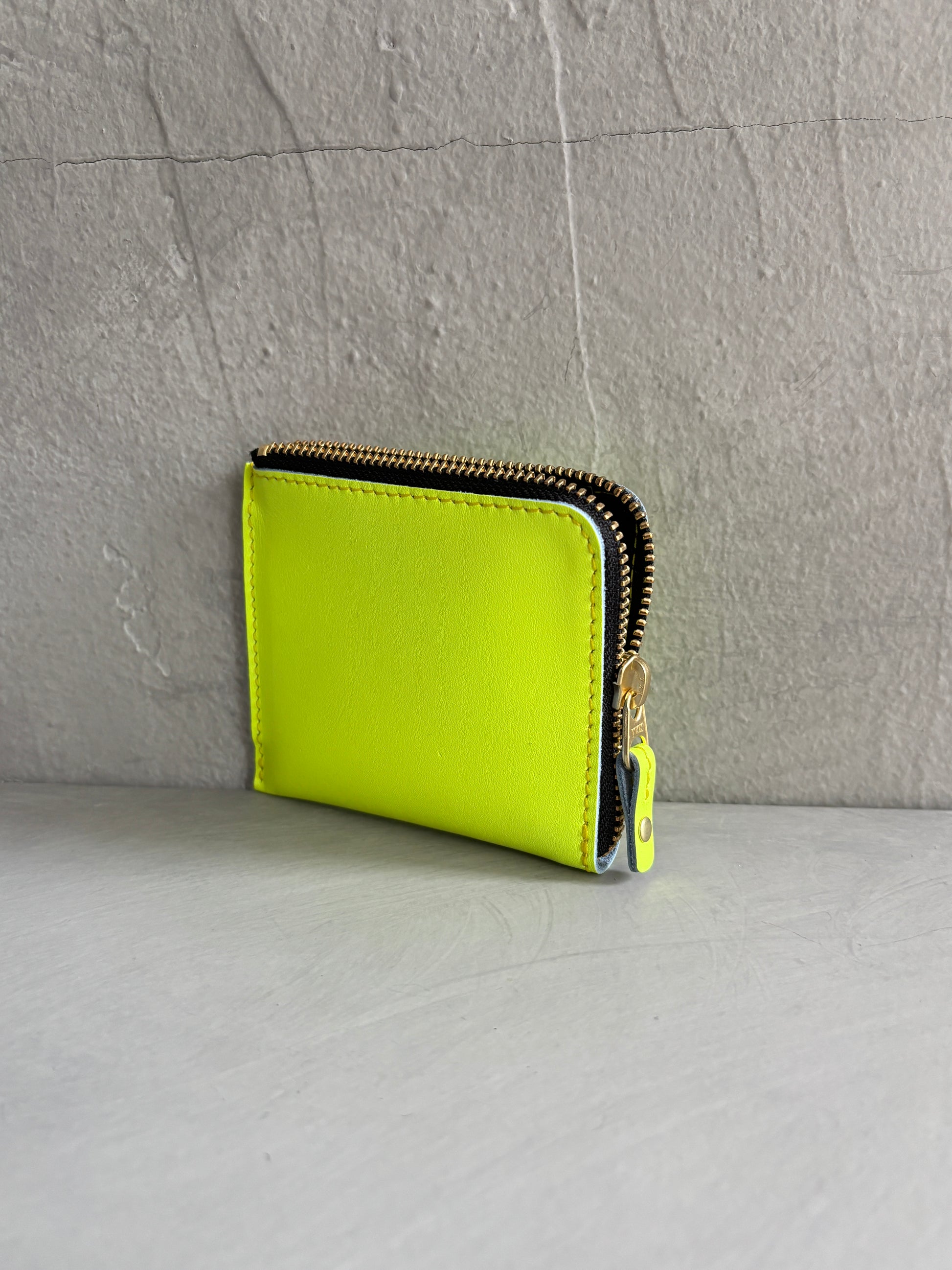 L字ジップコンパクトウォレット／KN240210