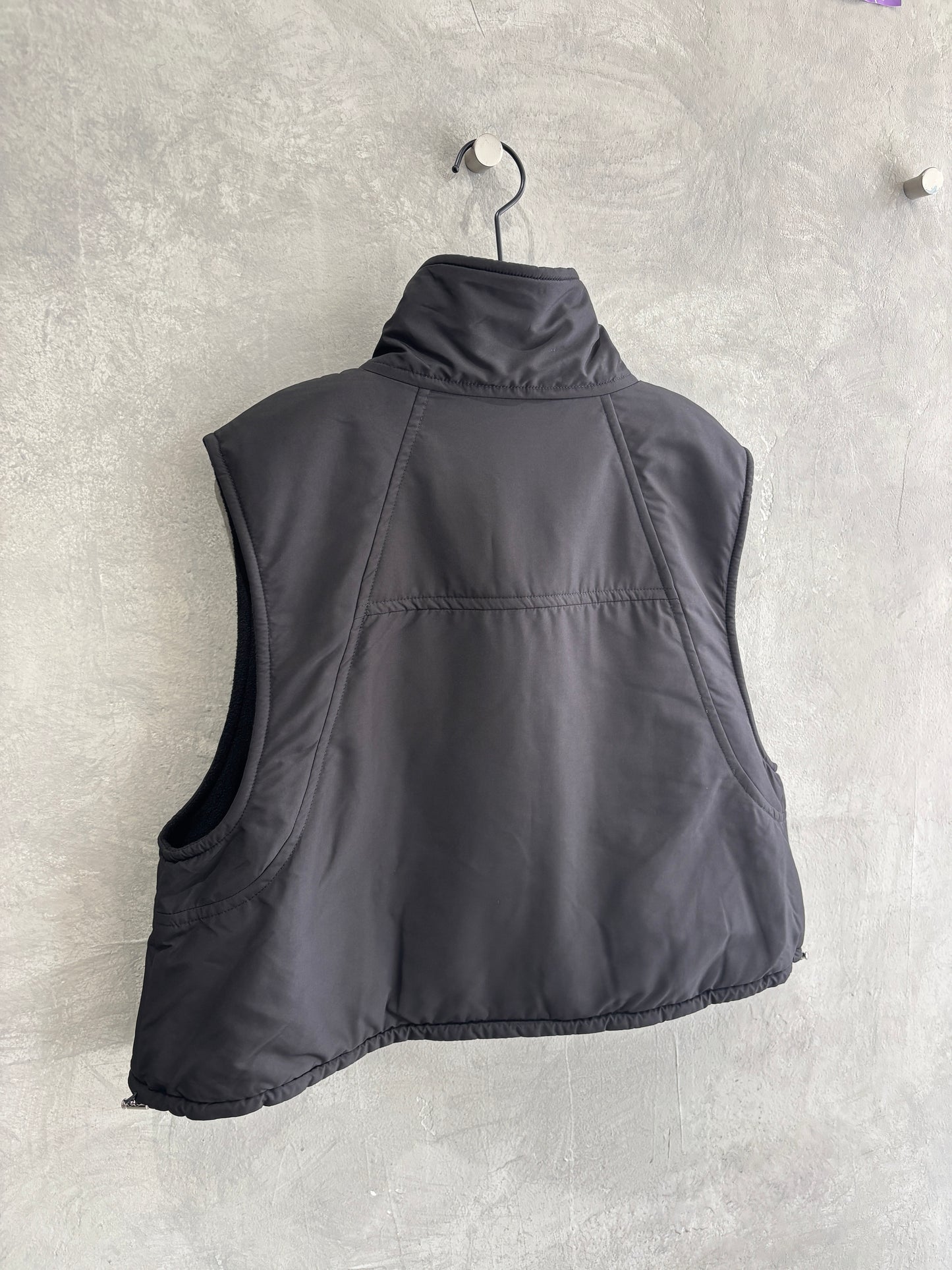 リバーシブルナイロンフリースベスト／Anna Kerry