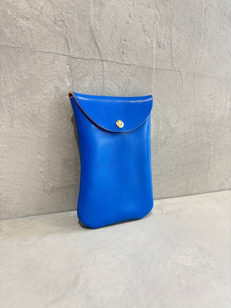 レザー縦型マルチケース／OS241118