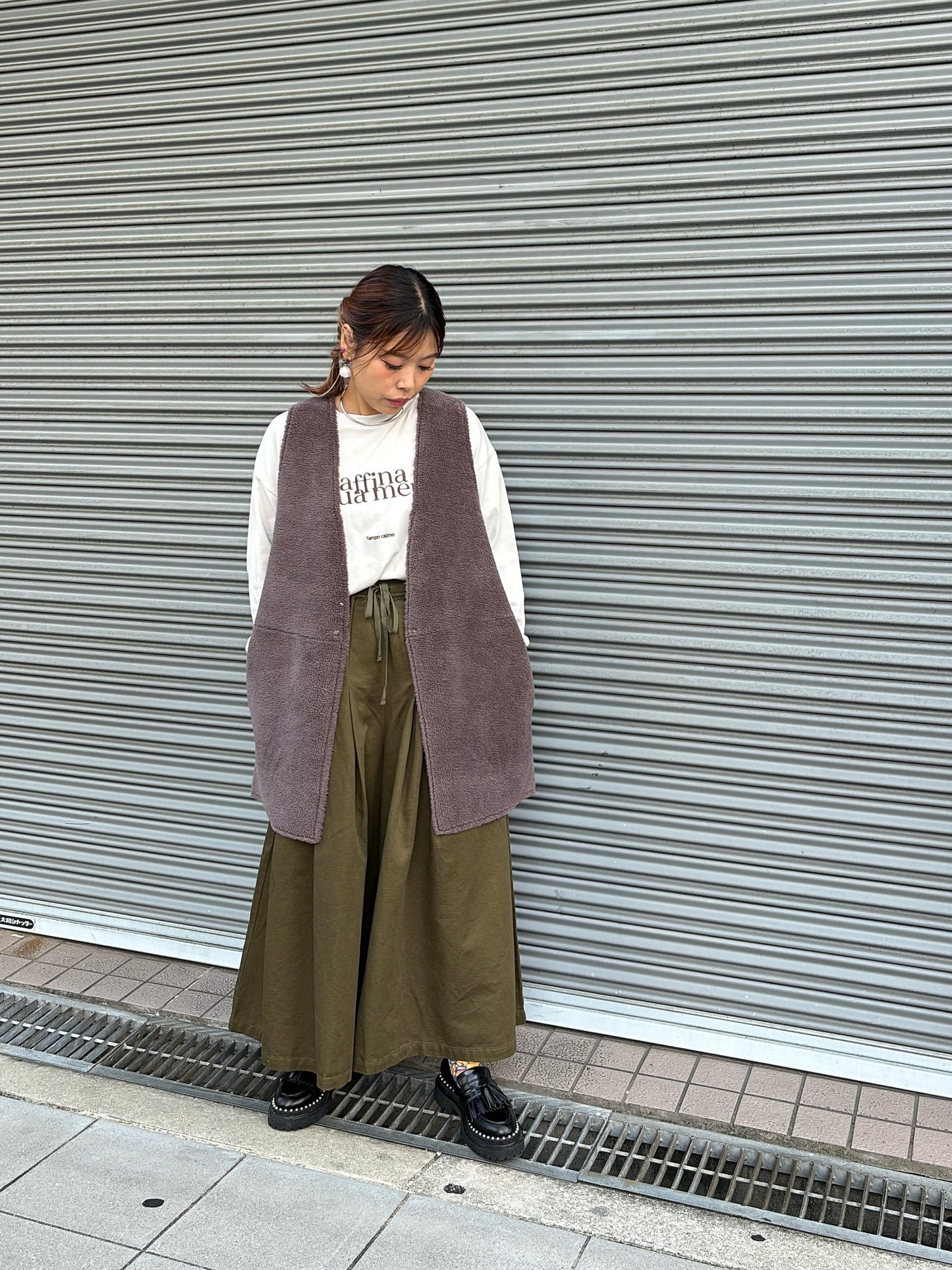 刺繍ロゴカットソー／Anna Kerry