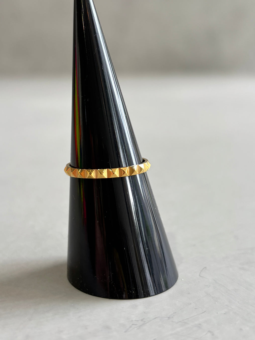 スタッズリング