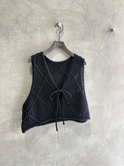 透かしアーガイルニットベスト／CYAN tokyo