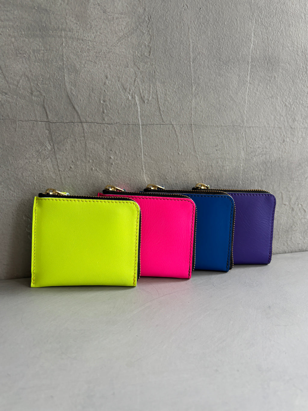 L字ジップコンパクトウォレット／KN240210