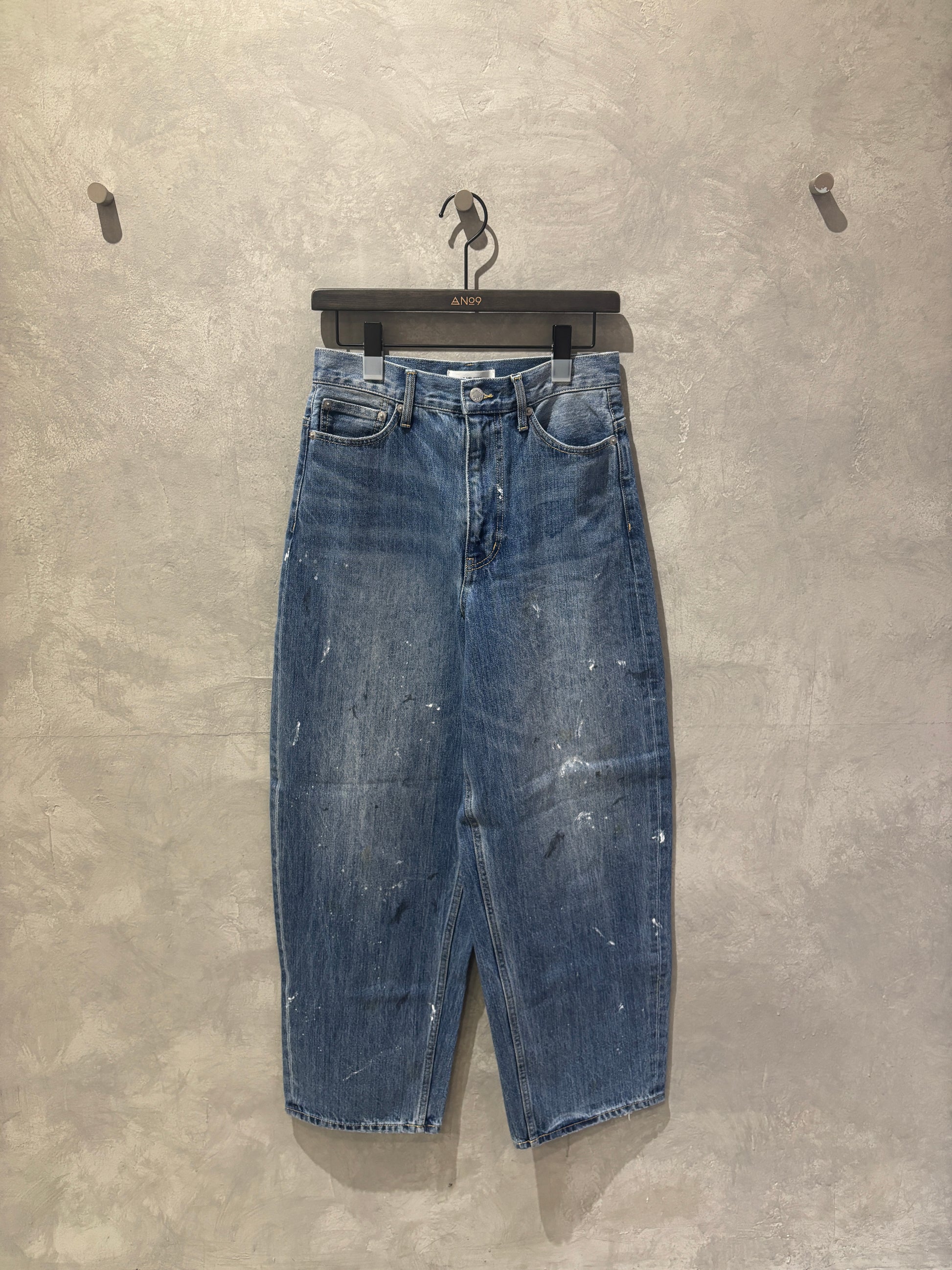 ブリーチペンキデニムパンツ／8613502／LE MÉLANGE