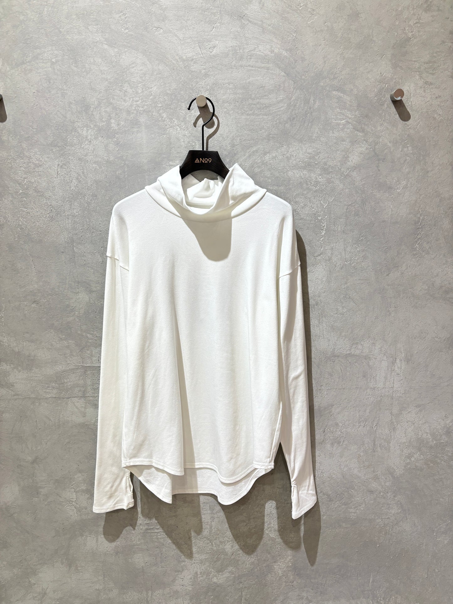 スタンドネックあったかロンT／ANNA  KERRY