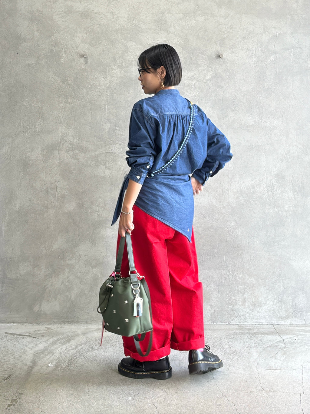 スタンドカラーデニムシャツ（スカーフ付き）／#8643203／LE MÉLANGE／2026 AW #1