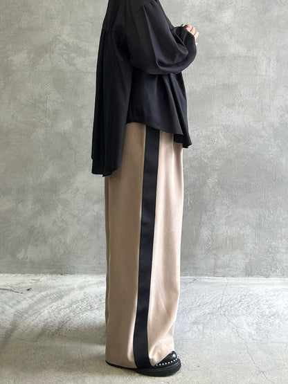 ピーチポプリンサイドテープワイドパンツ／trois